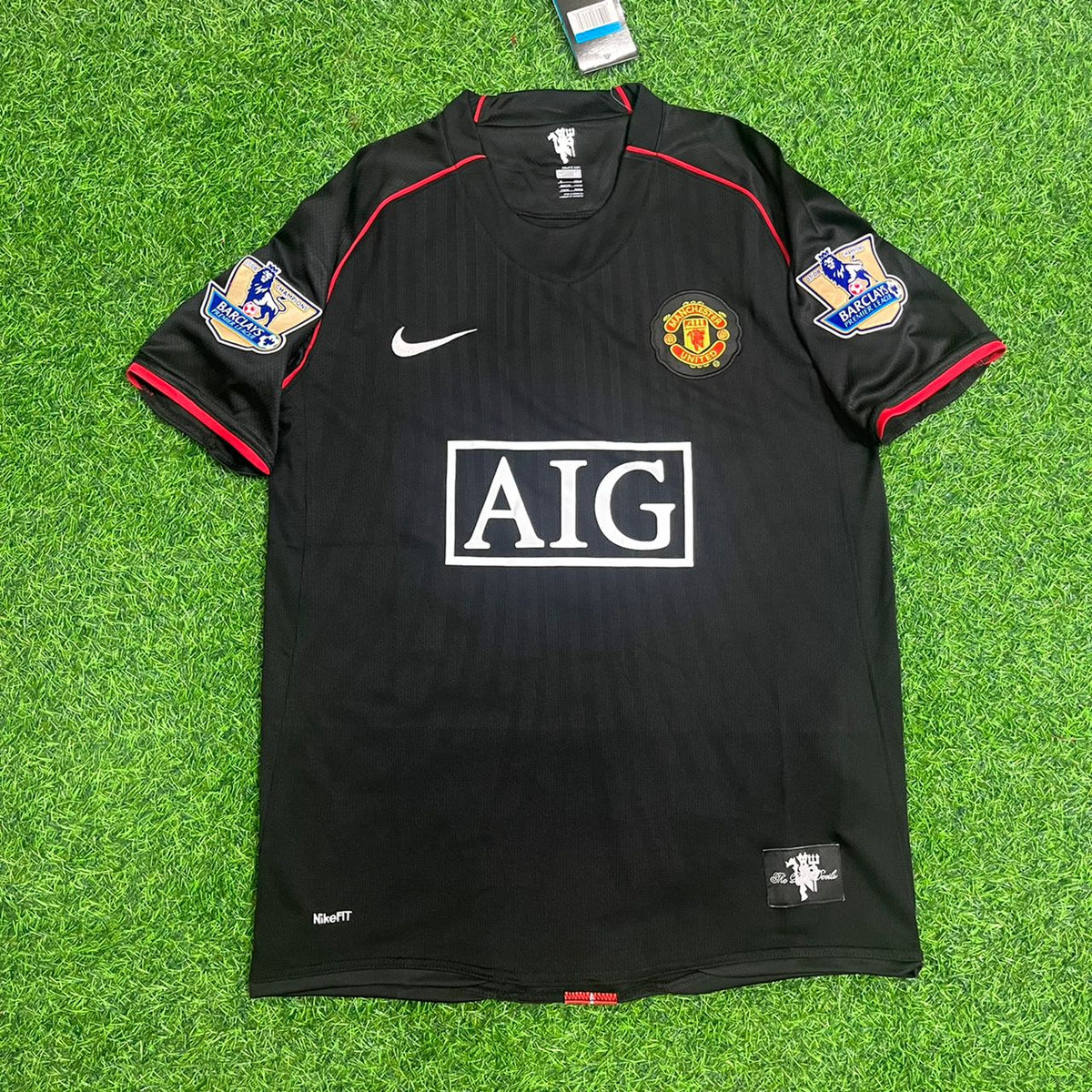 Cristiano Ronaldo Manchester United 2007–2008 Black Retro Football Jersey Kit Pulses Football