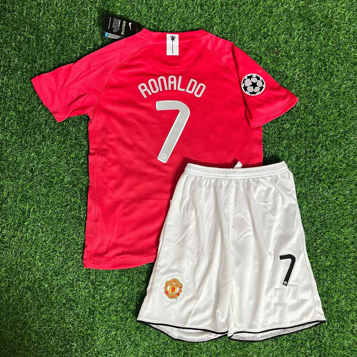 Cristiano Ronaldo Manchester United 2008 Final Kids Children Home Football Jersey Pulses Football