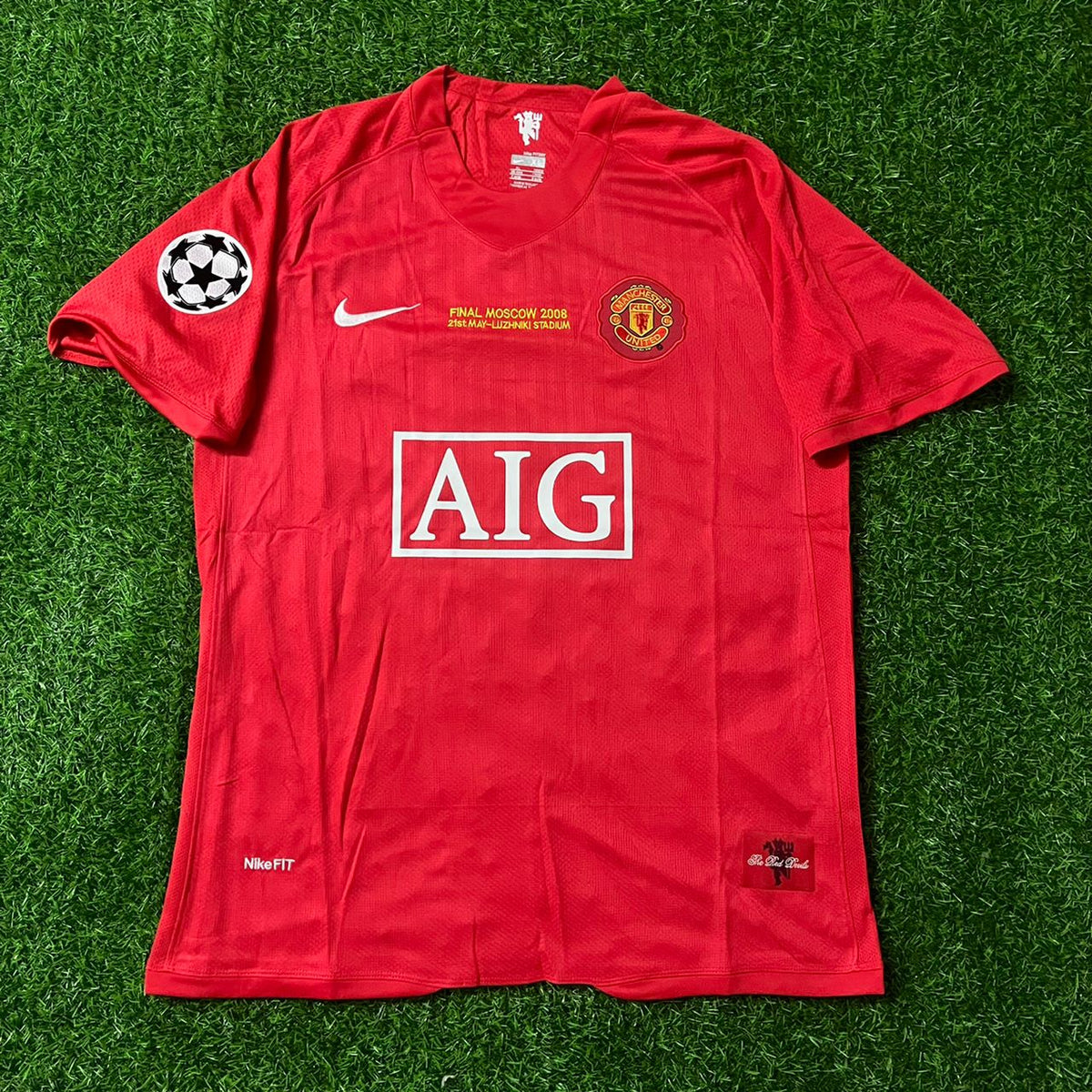 Cristiano Ronaldo CR7 Manchester United Champions League Final Moscow 2008 Retro Red Football Shirt Pulses Football
