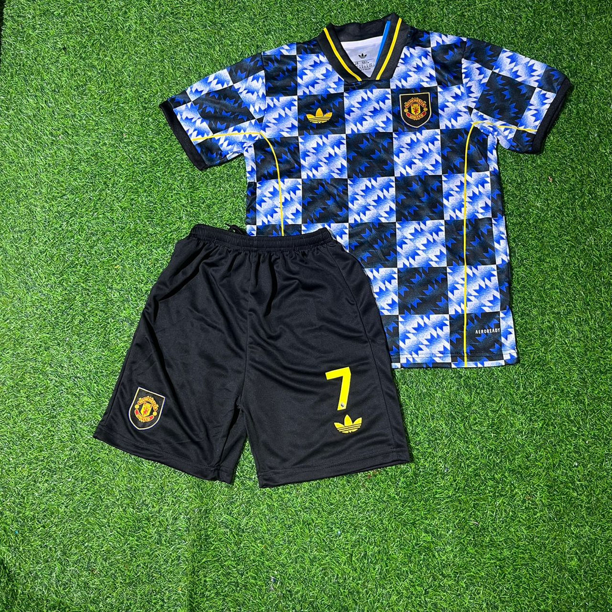 Cristiano Ronaldo Manchester United Combo Color Children Set Retro Football Jersey Pulses Football