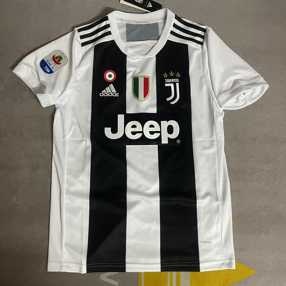 Cristiano Ronaldo Juventus 2018 2019 Retro Jersey Trikot Pulses Football