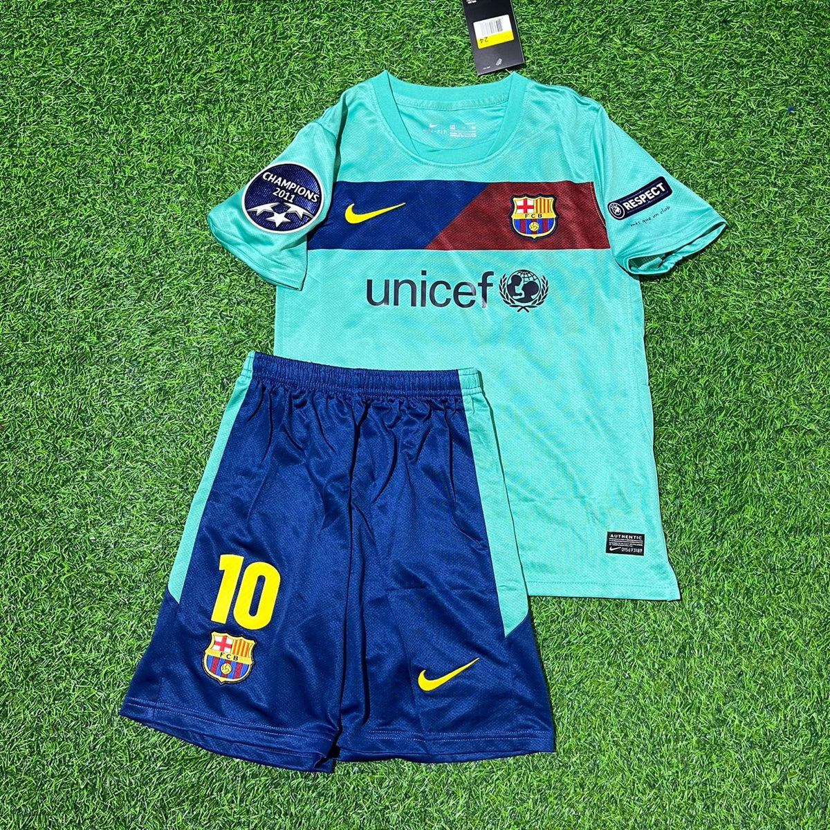 Lionel Messi Barcelona 2011/12 Blue Red Home Retro Kids Football Jersey Kit Pulses Football