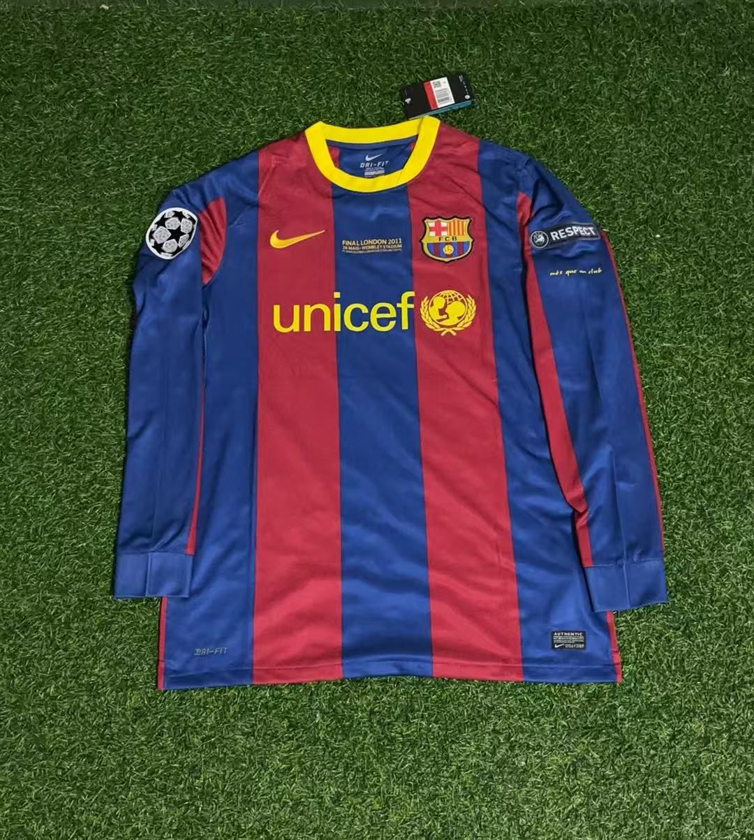 Lionel Messi Barcelona 2011 Champions League Final Long Sleeve Retro Football Jersey Kit Pulses Football