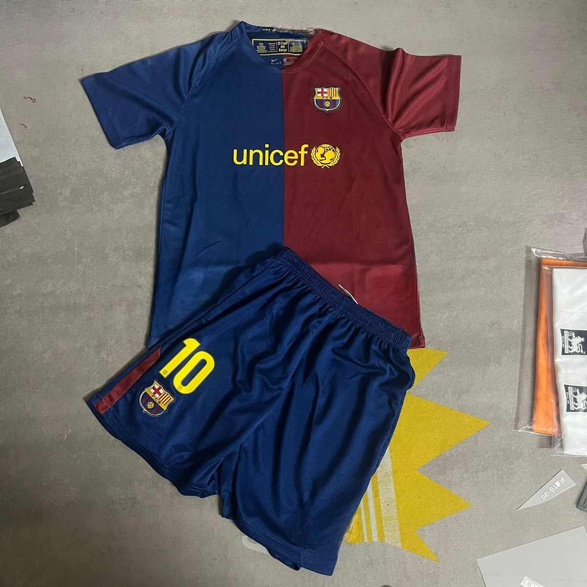 Lionel Messi Barcelona Champion League Final Home Kids Kit Kindertrikot Maillot Enfant Kindertrui (Ages 3-13) Soccer Shirt Pulses Football