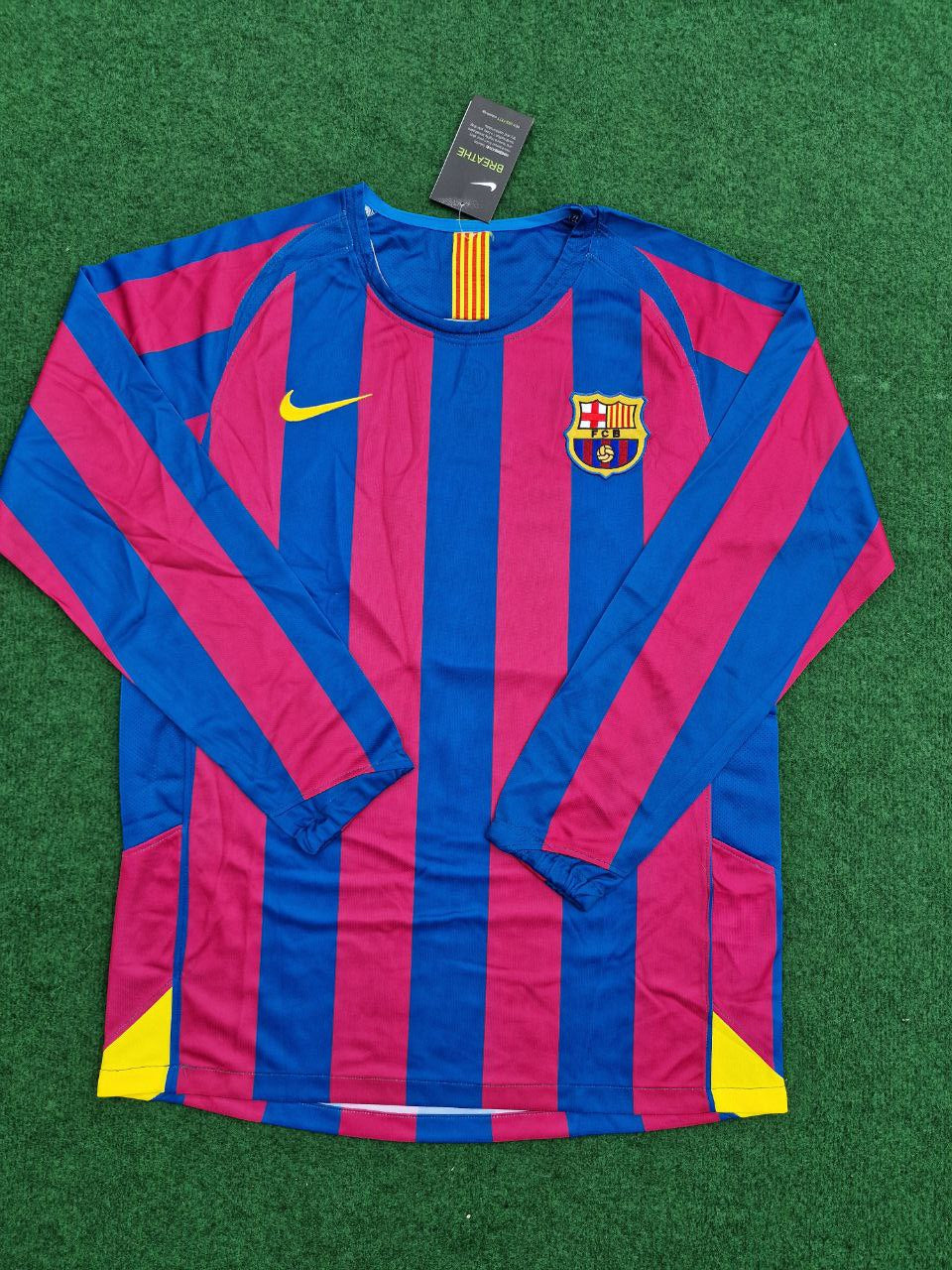 Lionel Messi Barcelona 2014 Retro Jersey Pulses Football